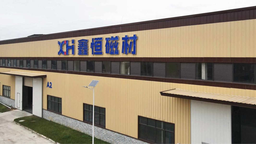 Sichuan Xinheng Magnetic Materials Co., Ltd γραμμή παραγωγής κατασκευαστών